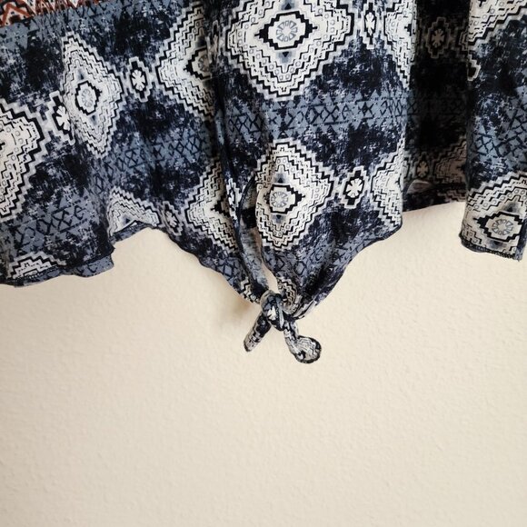 Farmer’s Market Floral Geo Top Womens Size‎ 3X Tie Front Split Neck Boho Multi - Picture 4 of 8